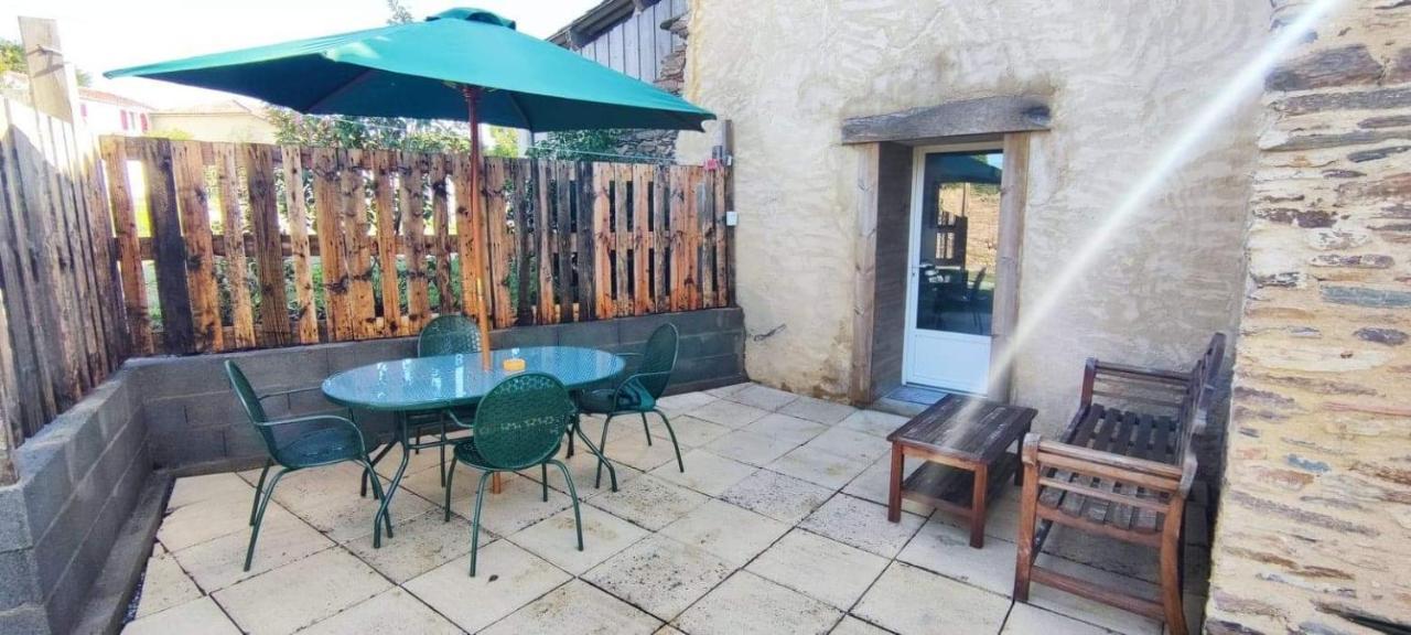 Saint-Florent-des-Bois Gite Mimosa מראה חיצוני תמונה